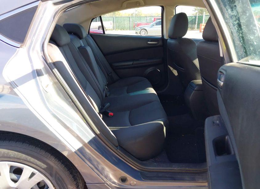 Photo 8 of 2011 Mazda Mazda6 I SPORT (VIN 1YVHZ8BH4B5M04431)