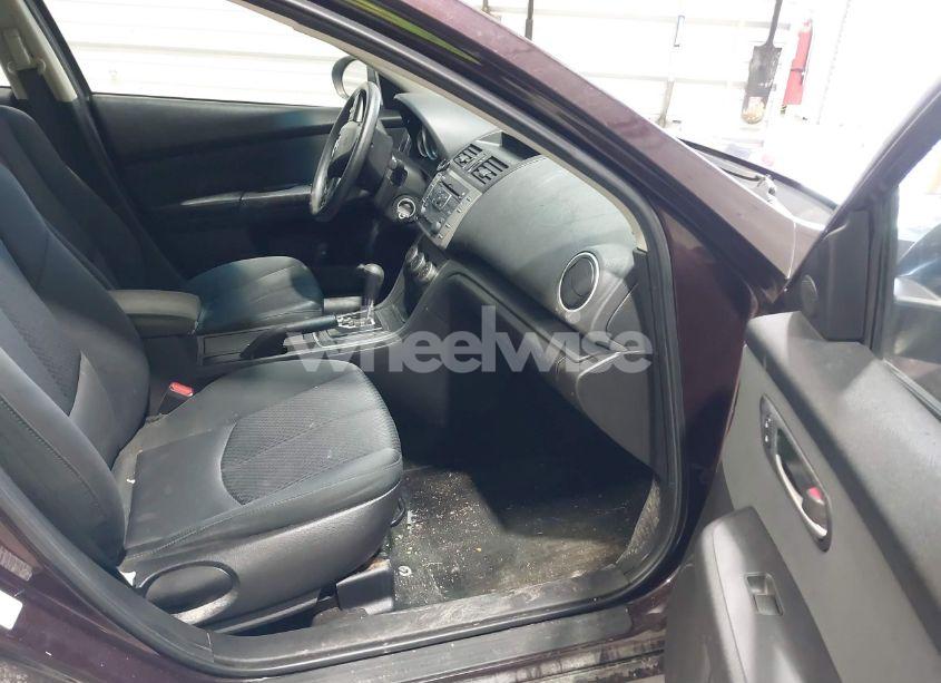 Photo 5 of 2011 Mazda Mazda6 I SPORT (VIN 1YVHZ8BH4B5M30639)