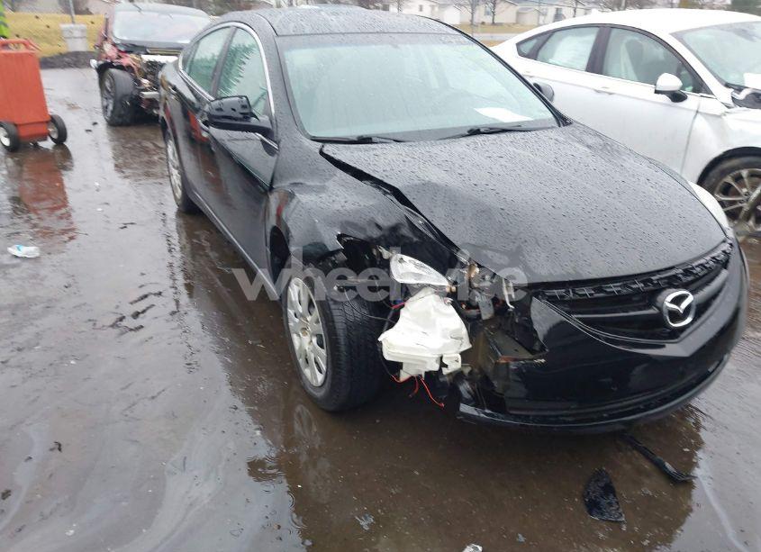 2013 Mazda Mazda6 I SPORT (VIN 1YVHZ8BH7D5M02675) main photo