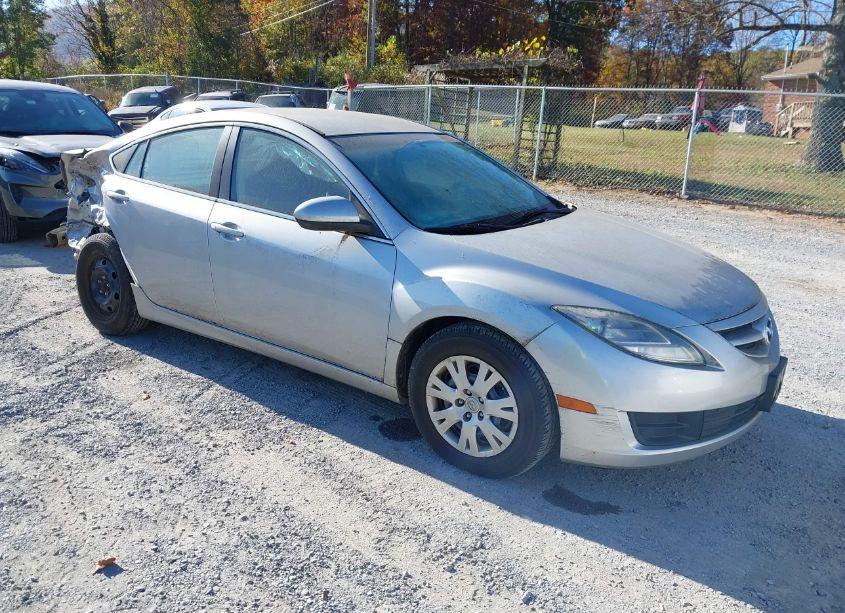 2010 Mazda Mazda6 I SPORT (VIN 1YVHZ8BH8A5M46566) main photo