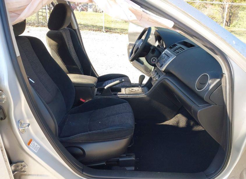 Photo 5 of 2010 Mazda Mazda6 I SPORT (VIN 1YVHZ8BH8A5M46566)