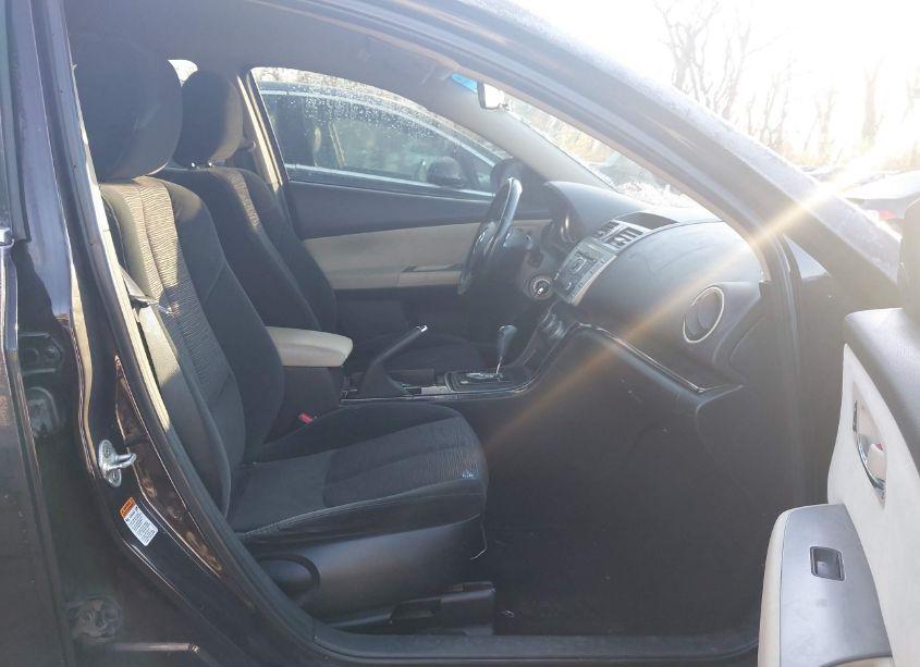 Photo 5 of 2010 Mazda Mazda6 I TOURING (VIN 1YVHZ8CH4A5M01798)