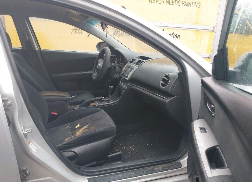 Photo 5 of 2010 Mazda Mazda6 I TOURING (VIN 1YVHZ8CH4A5M40407)