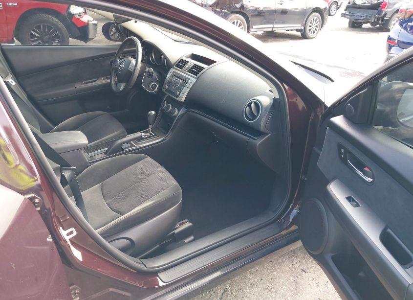 Photo 5 of 2010 Mazda Mazda6 I TOURING (VIN 1YVHZ8CH8A5M46128)