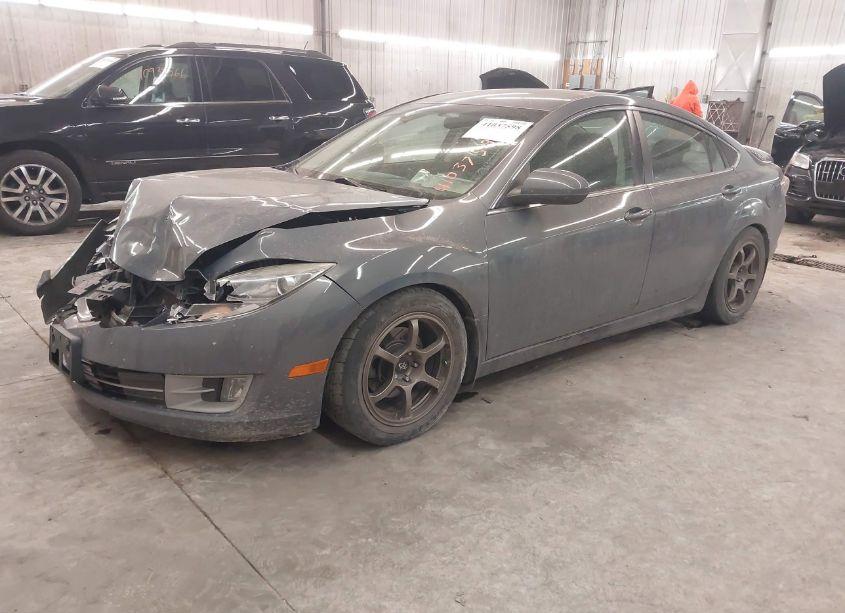 Photo 2 of 2010 Mazda Mazda6 I TOURING (VIN 1YVHZ8CHXA5M09551)