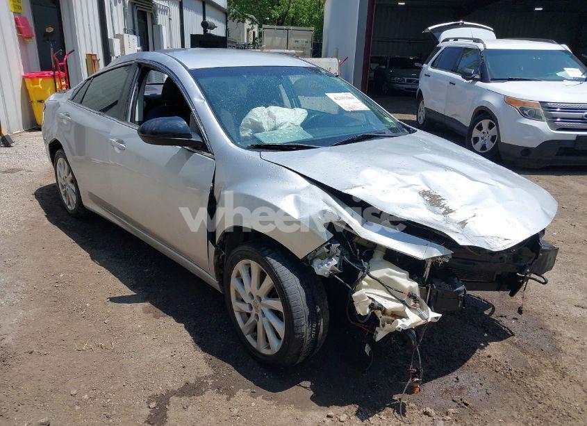 2012 Mazda Mazda6 I TOURING (VIN 1YVHZ8DH2C5M30184) main photo