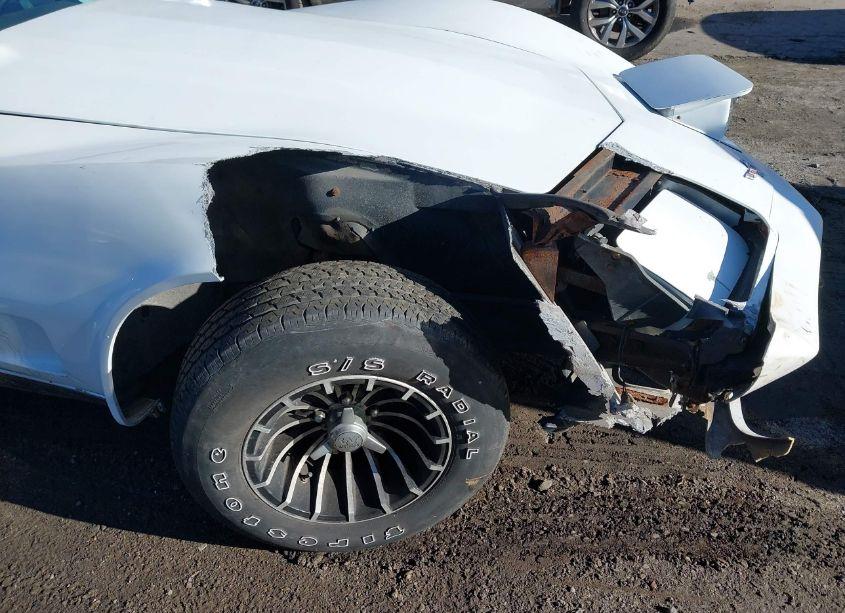 Photo 6 of 1977 Chevrolet Corvette (VIN 1Z37L7S400077)