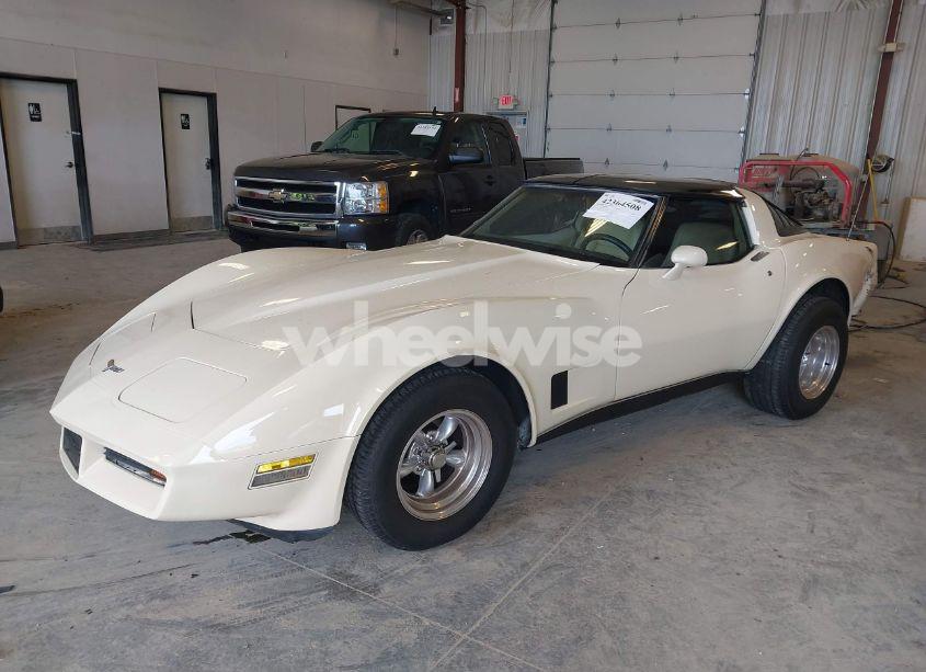 Photo 2 of 1980 Chevrolet Corvette (VIN 1Z878AS415799)