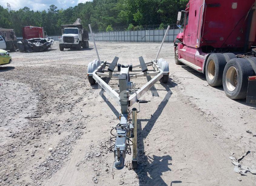 Photo 11 of 1983 Ez Loader TRAILER (VIN 1ZEVAEPS2DA014356)