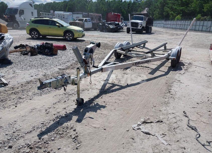 Photo 2 of 1983 Ez Loader TRAILER (VIN 1ZEVAEPS2DA014356)