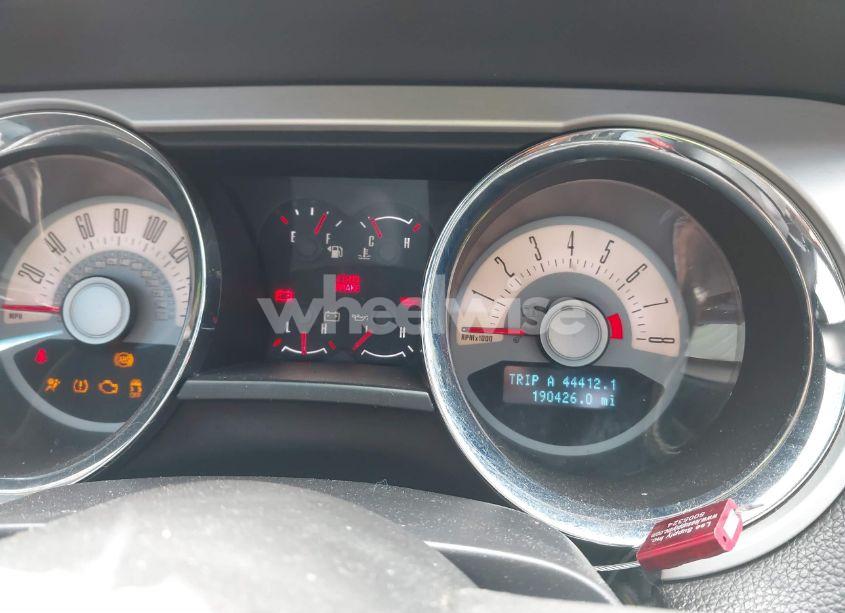 Photo 7 of 2011 Ford Mustang V6 PREMIUM (VIN 1ZVBP8AM0B5135258)