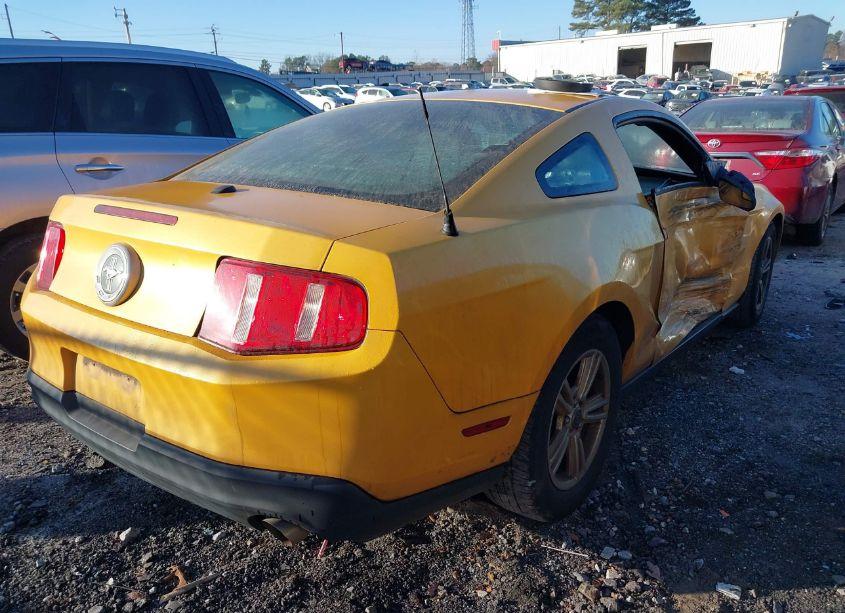 Photo 4 of 2011 Ford Mustang V6 PREMIUM (VIN 1ZVBP8AM0B5155834)