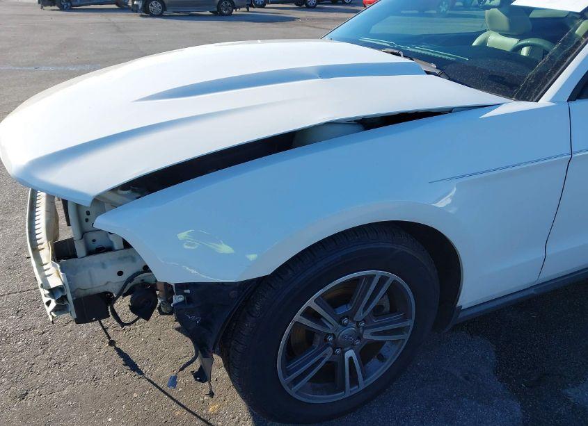 Photo 19 of 2012 Ford Mustang V6 PREMIUM (VIN 1ZVBP8AM0C5212325)