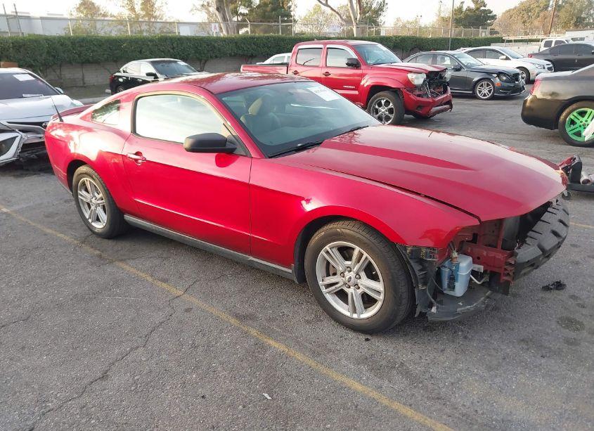 2012 Ford Mustang V6 (VIN 1ZVBP8AM0C5216715) main photo