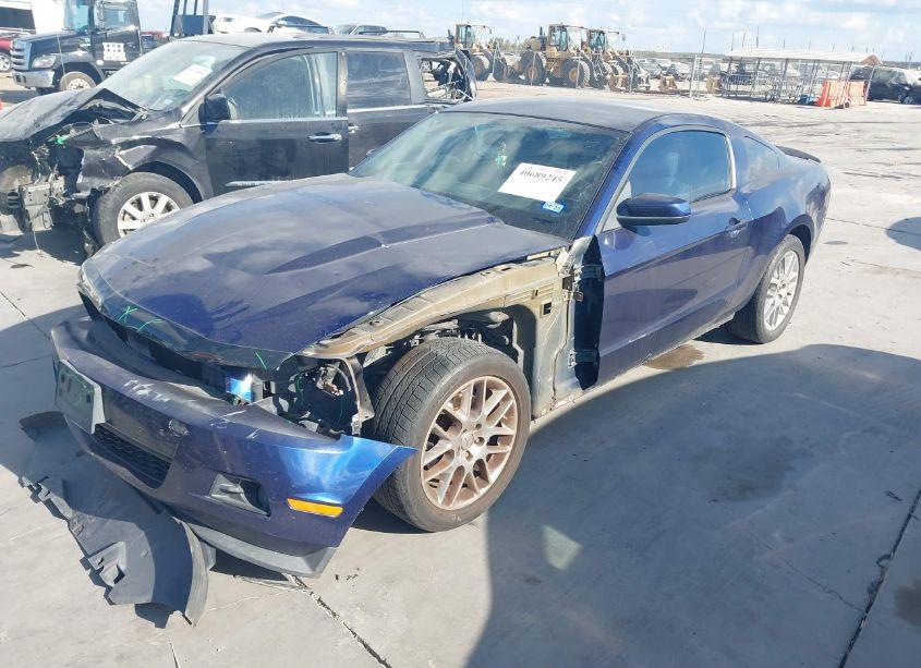 Photo 2 of 2012 Ford Mustang V6 PREMIUM (VIN 1ZVBP8AM0C5256230)