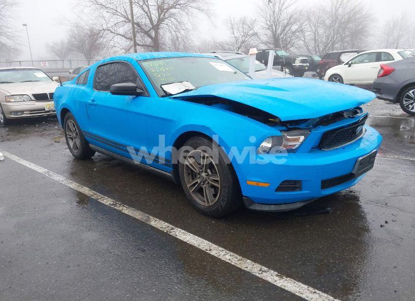2012 Ford Mustang V6 PREMIUM (VIN 1ZVBP8AM0C5287591) main photo