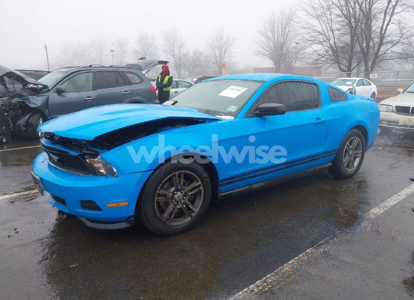 Photo 2 of 2012 Ford Mustang V6 PREMIUM (VIN 1ZVBP8AM0C5287591)