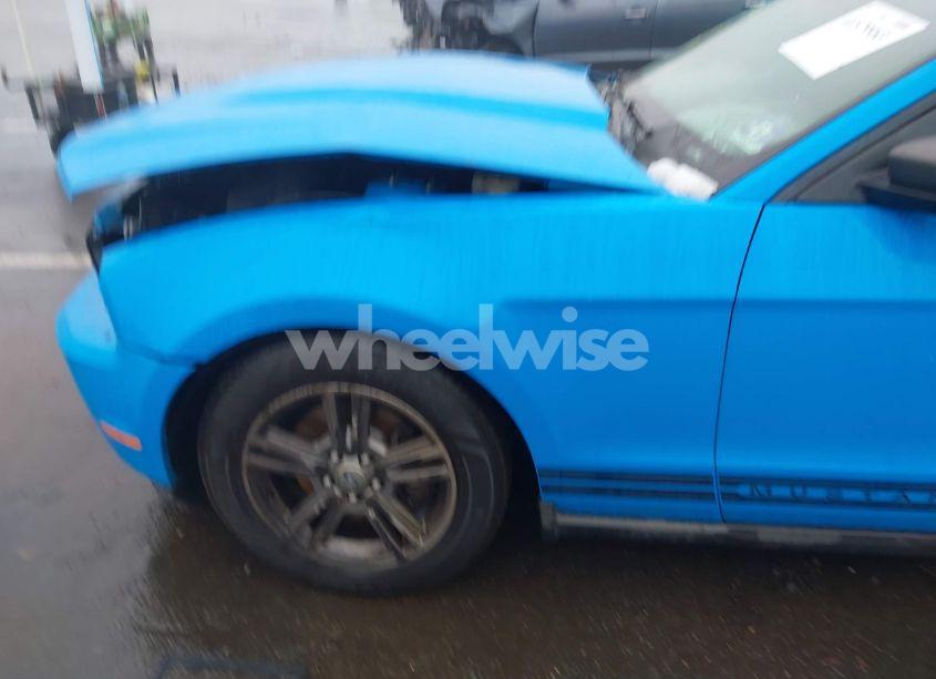 Photo 6 of 2012 Ford Mustang V6 PREMIUM (VIN 1ZVBP8AM0C5287591)