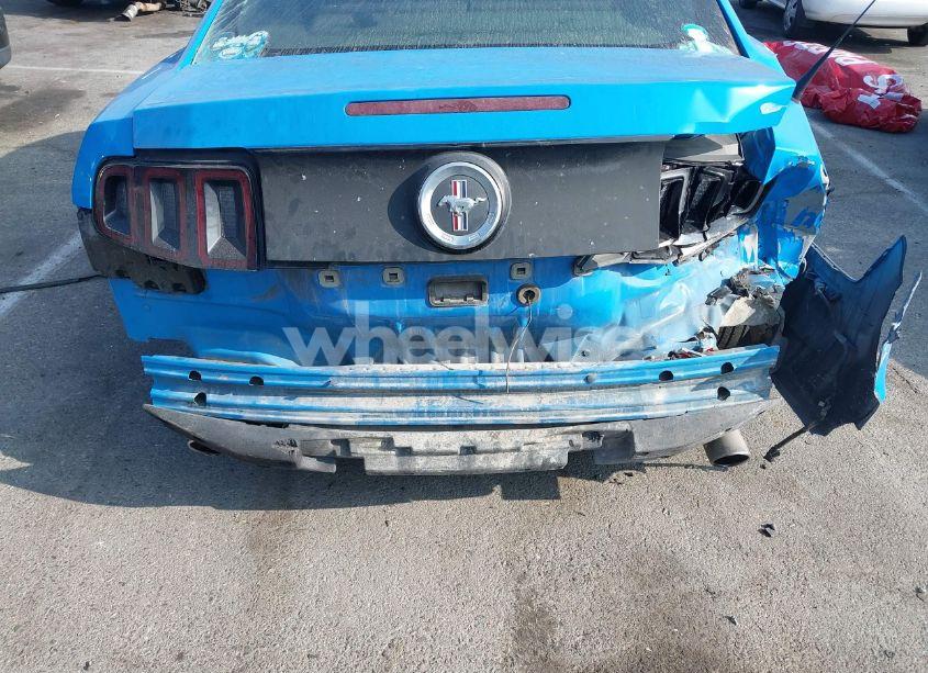 Photo 6 of 2013 Ford Mustang V6 (VIN 1ZVBP8AM0D5218840)