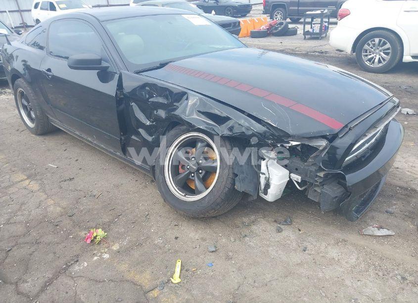 Photo 6 of 2014 Ford Mustang V6 (VIN 1ZVBP8AM0E5218029)