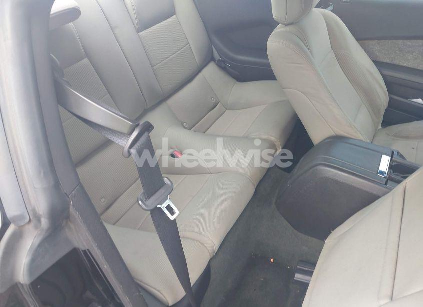 Photo 8 of 2014 Ford Mustang V6 (VIN 1ZVBP8AM0E5218029)