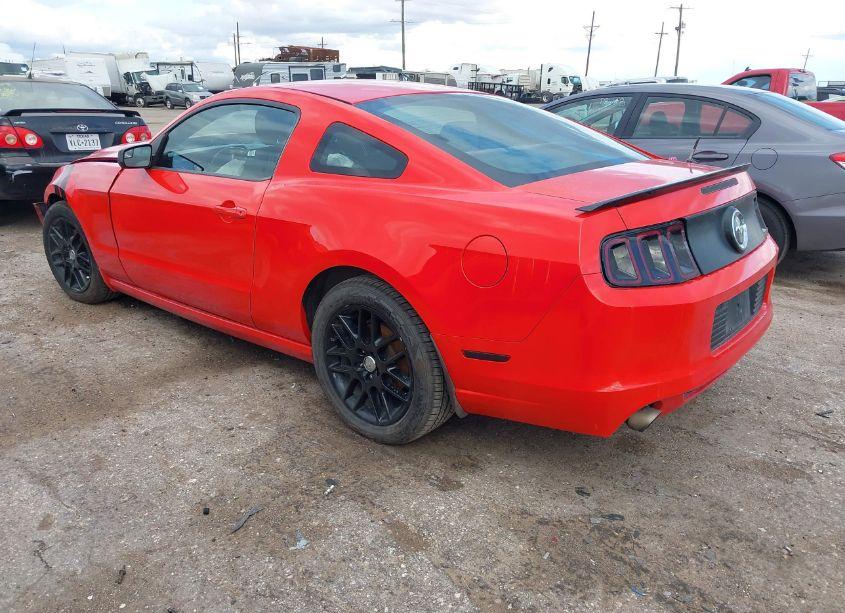 Photo 3 of 2014 Ford Mustang V6 (VIN 1ZVBP8AM0E5250124)