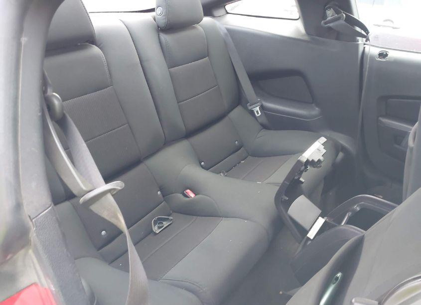 Photo 8 of 2014 Ford Mustang V6 (VIN 1ZVBP8AM0E5250124)