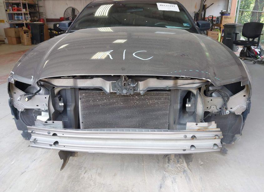 Photo 6 of 2014 Ford Mustang V6 (VIN 1ZVBP8AM0E5252682)