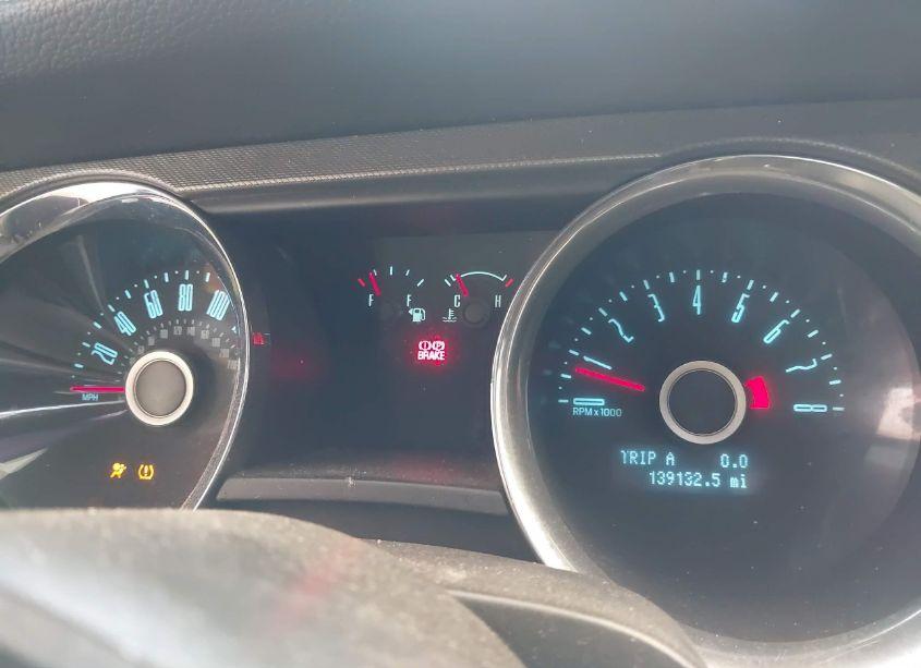 Photo 7 of 2014 Ford Mustang V6 (VIN 1ZVBP8AM0E5252682)