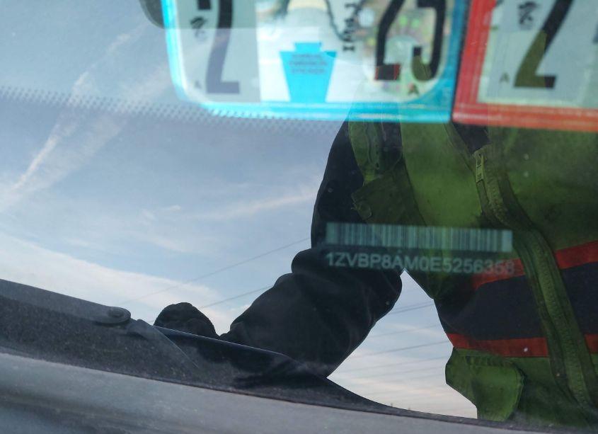 Photo 9 of 2014 Ford Mustang V6 (VIN 1ZVBP8AM0E5256358)