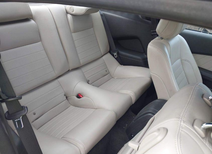 Photo 8 of 2014 Ford Mustang V6 PREMIUM (VIN 1ZVBP8AM0E5258725)