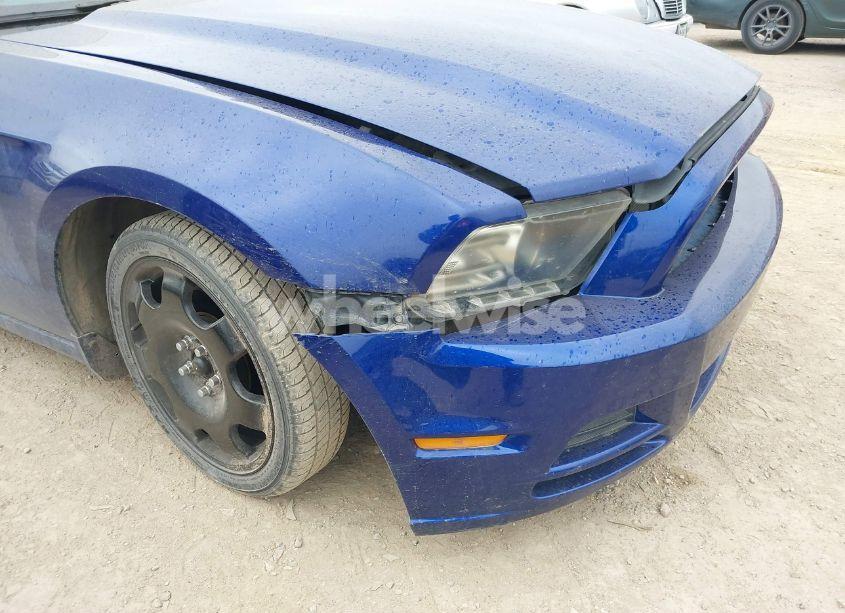 Photo 6 of 2014 Ford Mustang V6 (VIN 1ZVBP8AM0E5326814)