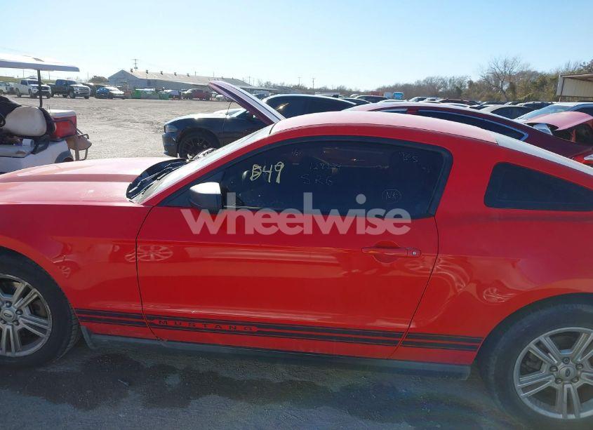 Photo 14 of 2011 Ford Mustang V6 (VIN 1ZVBP8AM1B5128884)