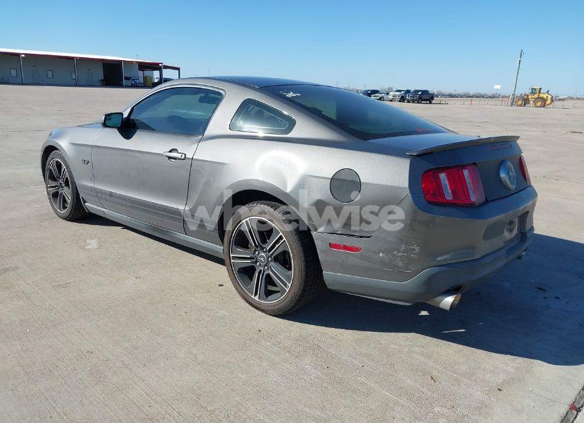 Photo 3 of 2011 Ford Mustang V6 (VIN 1ZVBP8AM1B5137956)