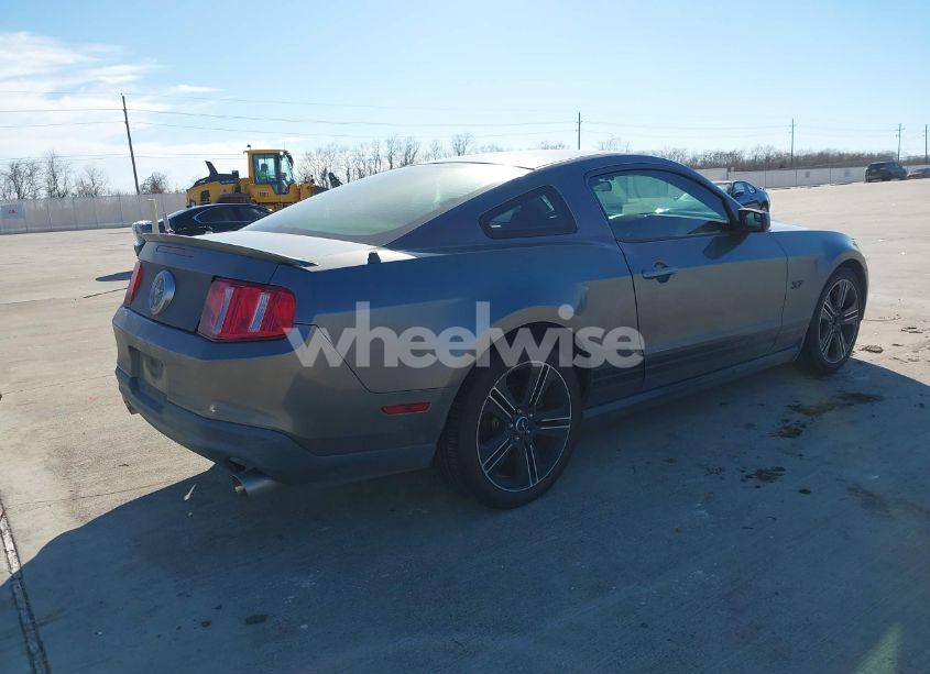 Photo 4 of 2011 Ford Mustang V6 (VIN 1ZVBP8AM1B5137956)