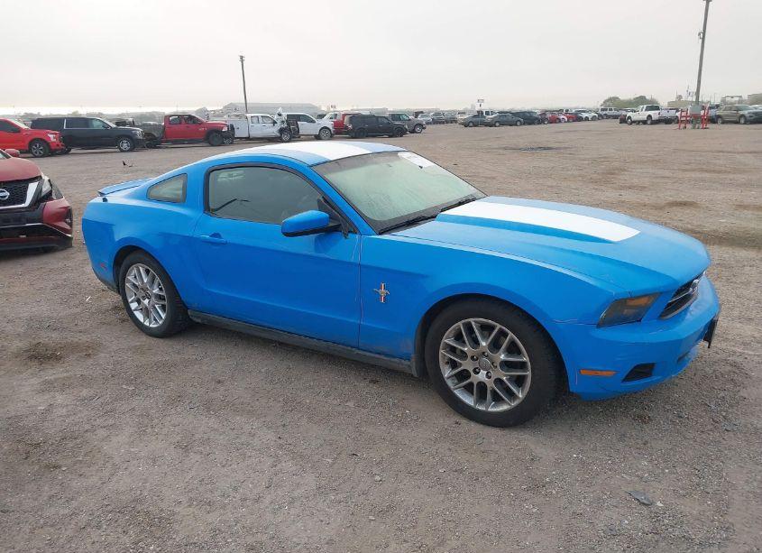 2012 Ford Mustang V6 PREMIUM (VIN 1ZVBP8AM1C5235497) main photo