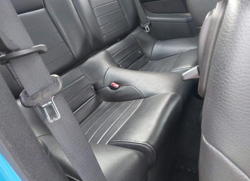 Photo 8 of 2012 Ford Mustang V6 PREMIUM (VIN 1ZVBP8AM1C5235497)