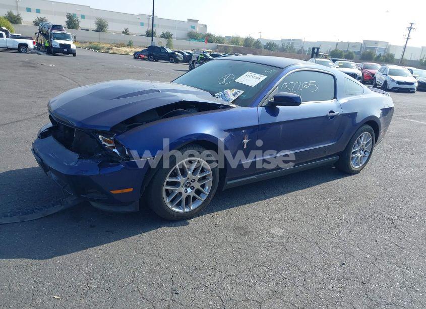 Photo 2 of 2012 Ford Mustang V6 PREMIUM (VIN 1ZVBP8AM1C5262148)