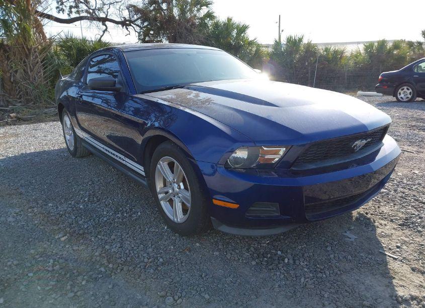 2012 Ford Mustang V6 (VIN 1ZVBP8AM1C5280133) main photo