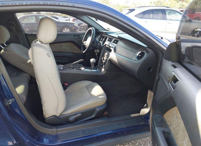 Photo 5 of 2012 Ford Mustang V6 (VIN 1ZVBP8AM1C5280133)