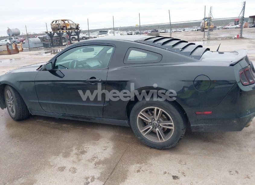Photo 14 of 2013 Ford Mustang V6 PREMIUM (VIN 1ZVBP8AM1D5217163)