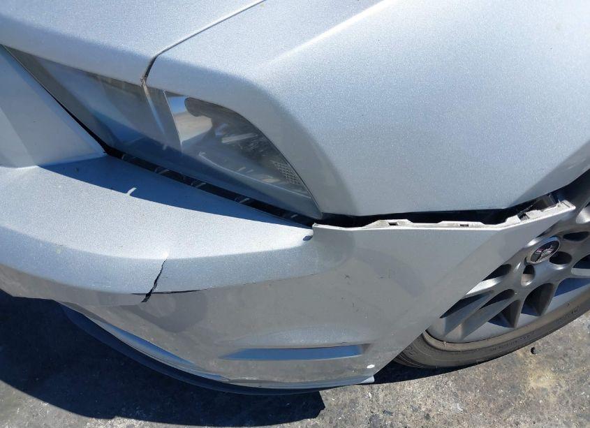 Photo 6 of 2013 Ford Mustang V6 PREMIUM (VIN 1ZVBP8AM1D5267982)