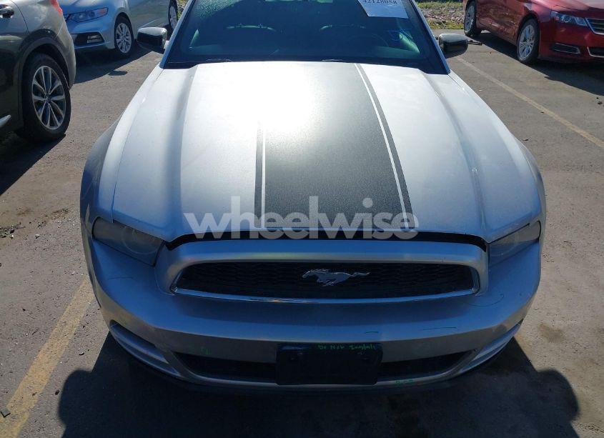 Photo 12 of 2013 Ford Mustang V6 PREMIUM (VIN 1ZVBP8AM1D5279453)