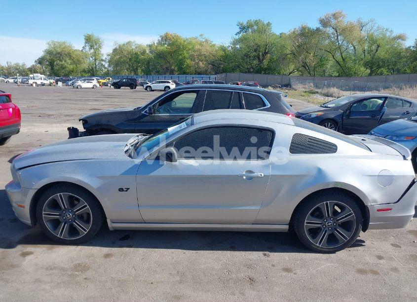 Photo 14 of 2013 Ford Mustang V6 PREMIUM (VIN 1ZVBP8AM1D5279453)