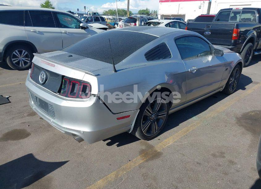 Photo 4 of 2013 Ford Mustang V6 PREMIUM (VIN 1ZVBP8AM1D5279453)