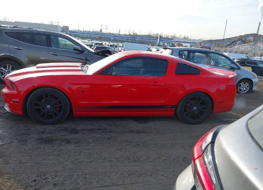 Photo 15 of 2014 Ford Mustang V6 (VIN 1ZVBP8AM1E5211140)