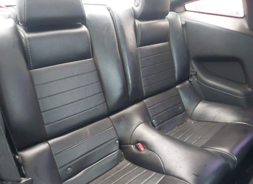 Photo 8 of 2014 Ford Mustang V6 PREMIUM (VIN 1ZVBP8AM1E5236555)