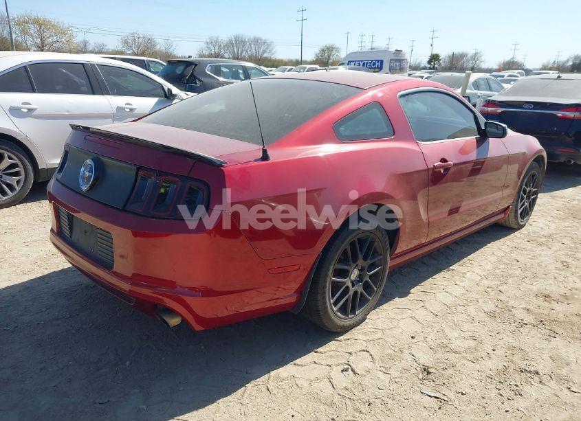 Photo 4 of 2014 Ford Mustang V6 (VIN 1ZVBP8AM1E5287988)
