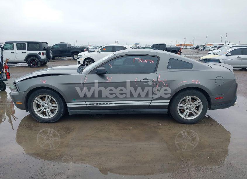 Photo 14 of 2011 Ford Mustang V6 (VIN 1ZVBP8AM2B5125492)
