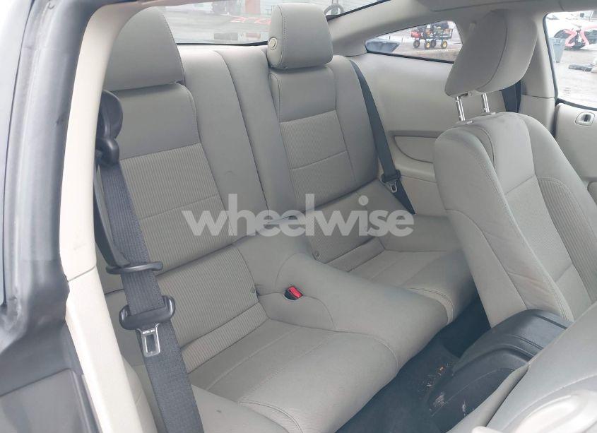 Photo 8 of 2011 Ford Mustang V6 (VIN 1ZVBP8AM2B5125492)